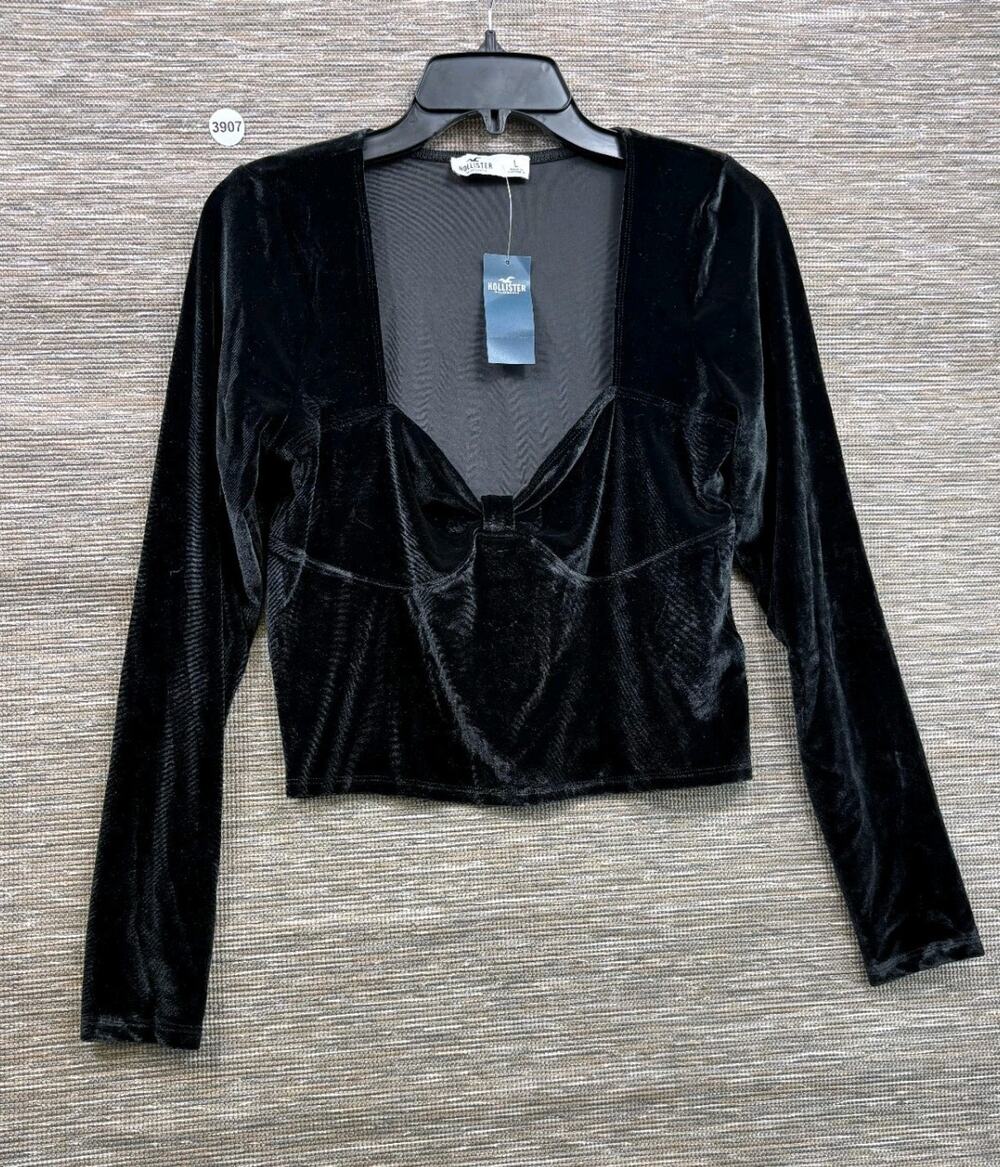 Hollister Blouse Womens Size L Black Velvet Sweetheart Cropped Long Sleeve Top
